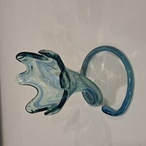 Vtg. Hand Blown Sooner Art Glass Trumpet Vase. Blue 5 1/2" X 4 1/4".